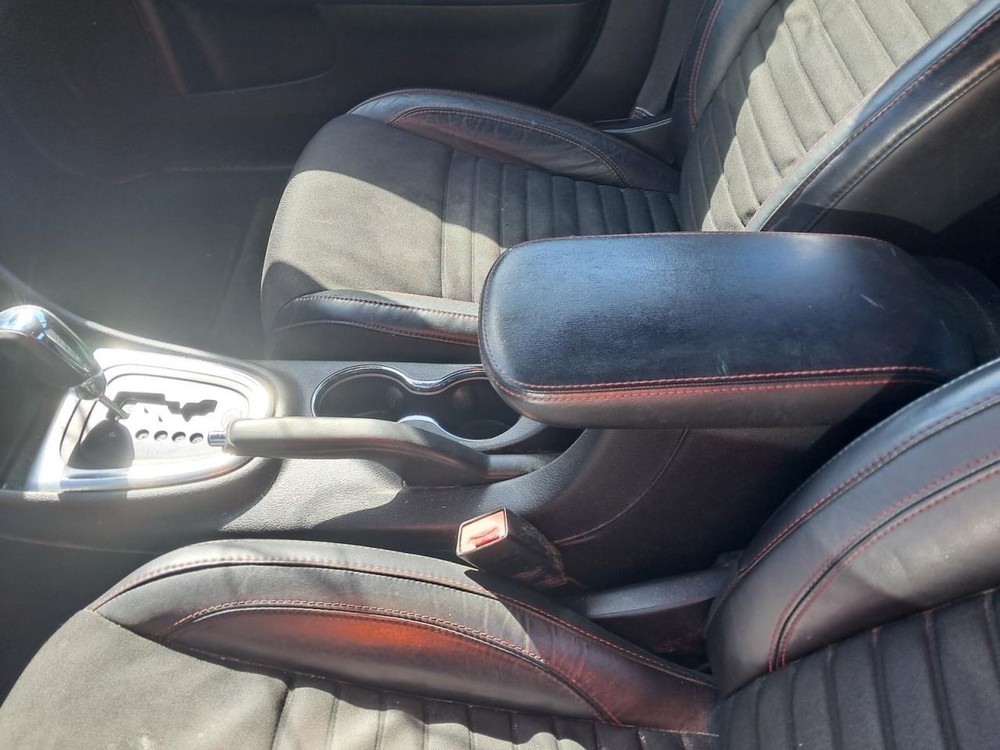 AVENGER 2013 Glove Box 4827345