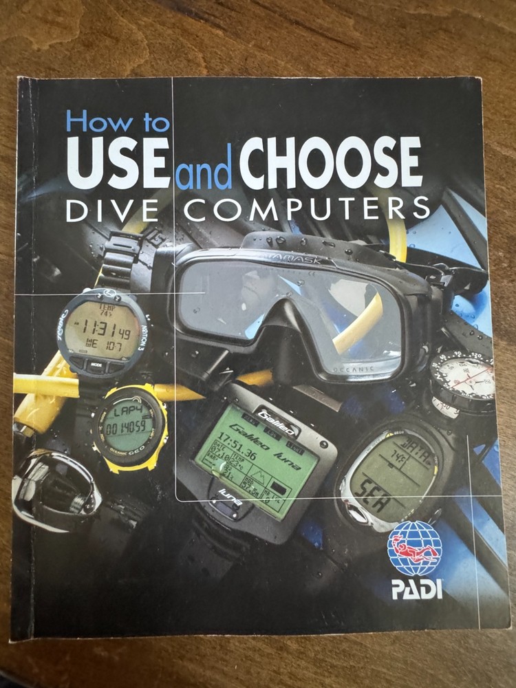 PADI DIVE COMPUTER & DIVEMASTER BOOKS & EDRPML ELECTRONIC SCUBA DIVING COMPUTER