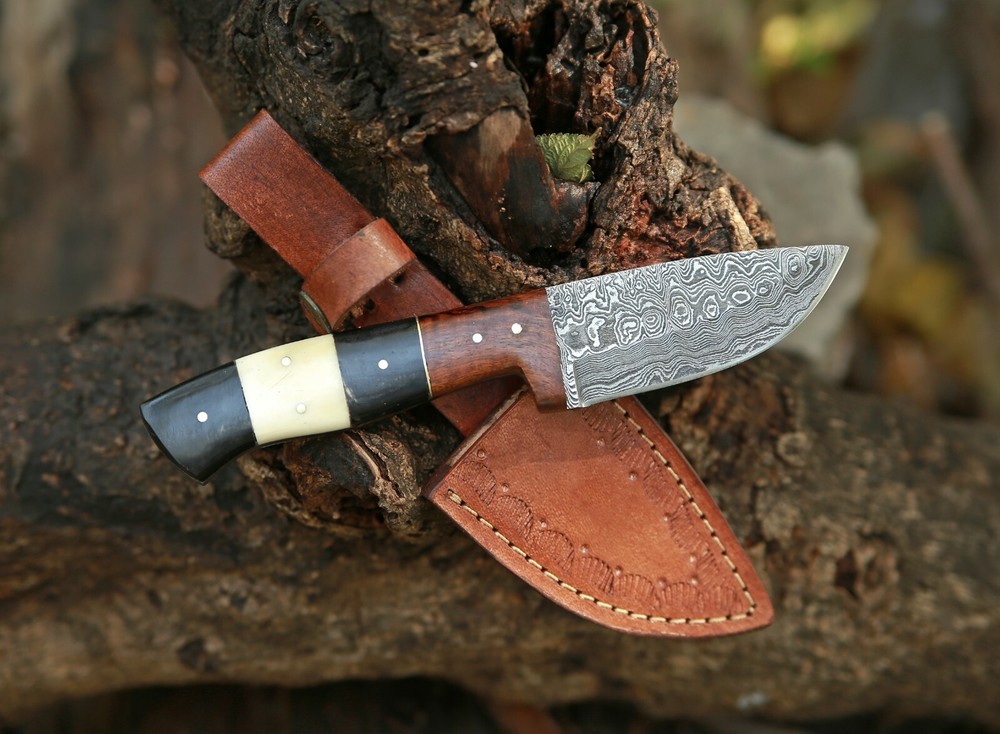 custom handmade Damascus bush craft knife
