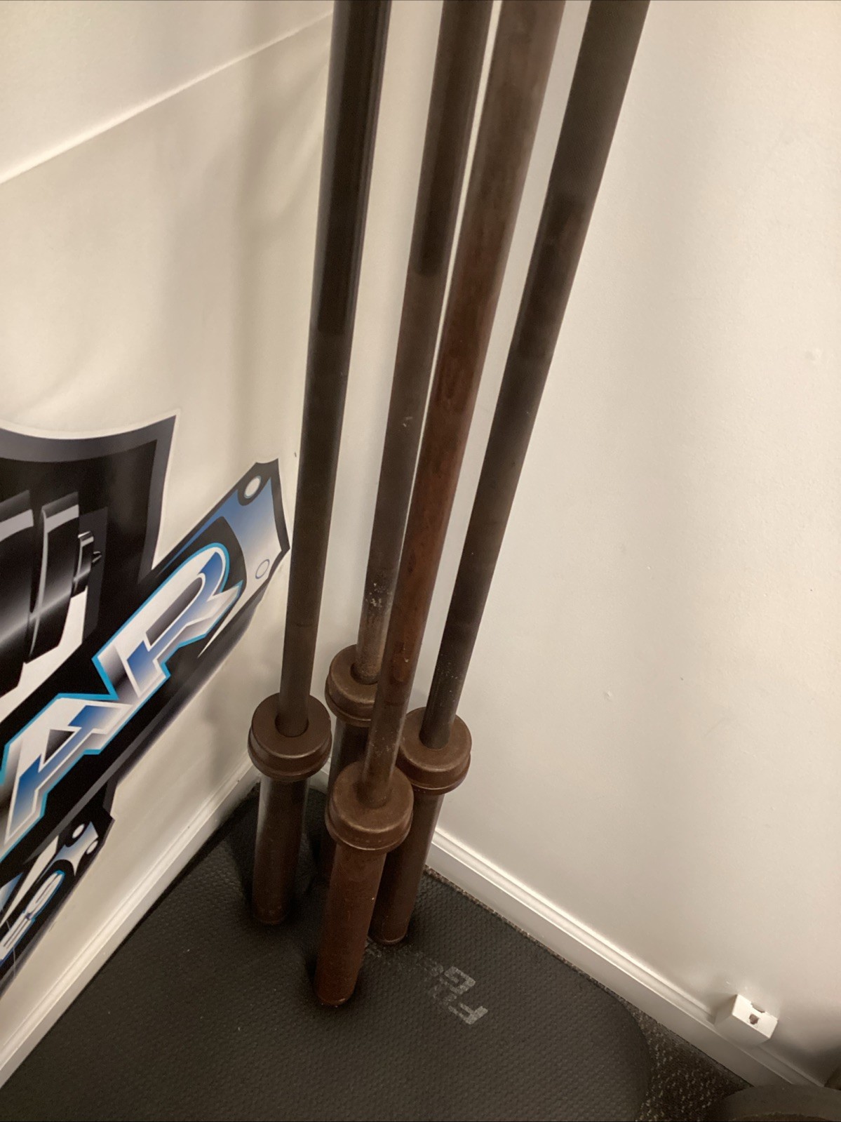 York Split Sleeve Olympic Bar. (Rare,Vintage) 4 In Stock.