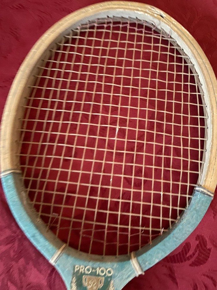 Vintage PRO 100 Tennis Racket