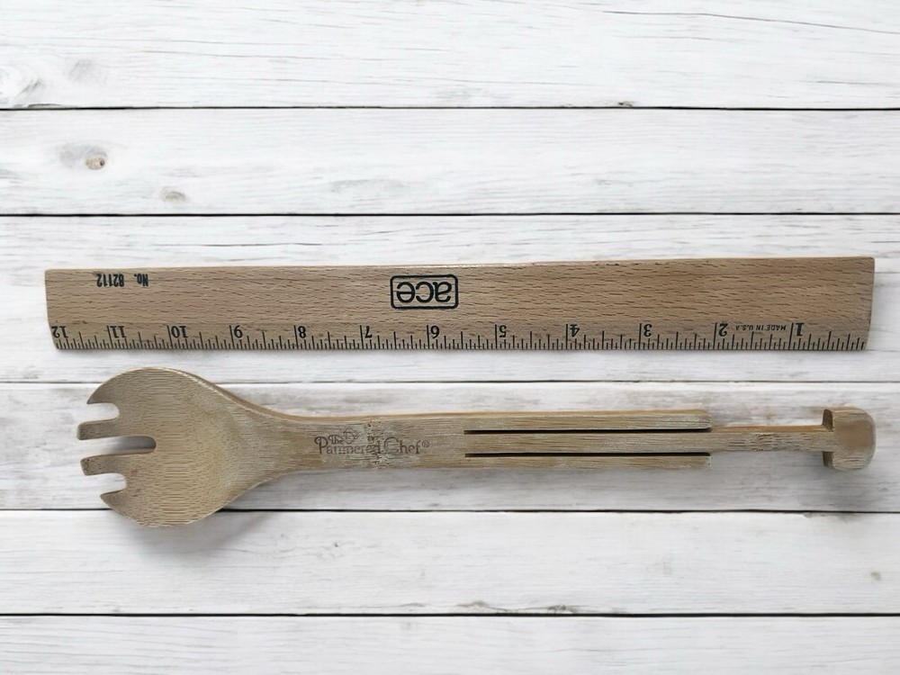 Pampered Chef Interlocking Bamboo Serving Tongs #2297 REPLACEMENT FORK PART ONLY