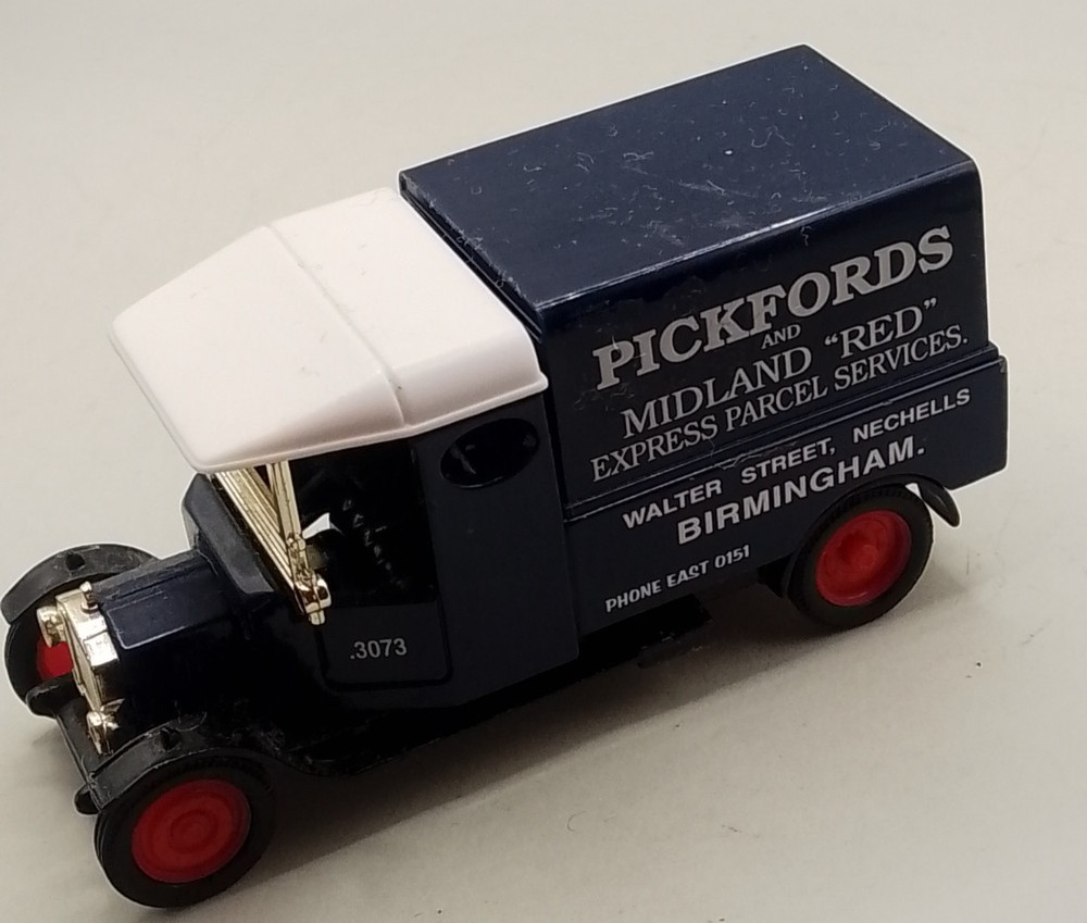 Corgi Morris Pickfords Delivery van
