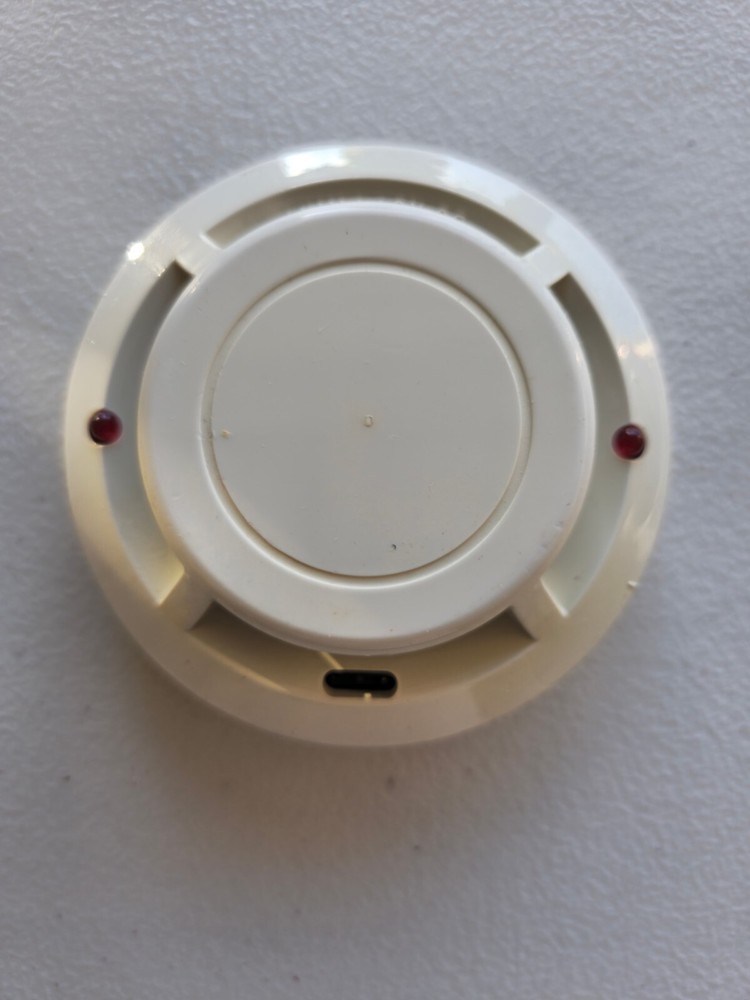1x SYSTEM SENSOR 1151 SMOKE-AUTOMATIC FIRE DETECTOR HEAD US STOCK