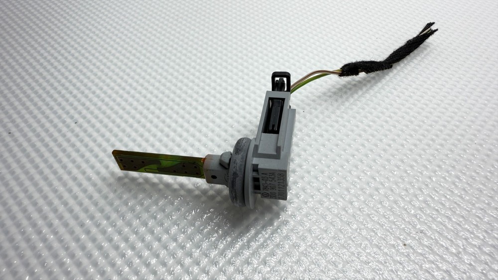 2009 - 2012 AUDI Q5 FRONT LEFT INTERIOR AIR CLIMATE TEMP TEMPERATURE SENSOR OEM