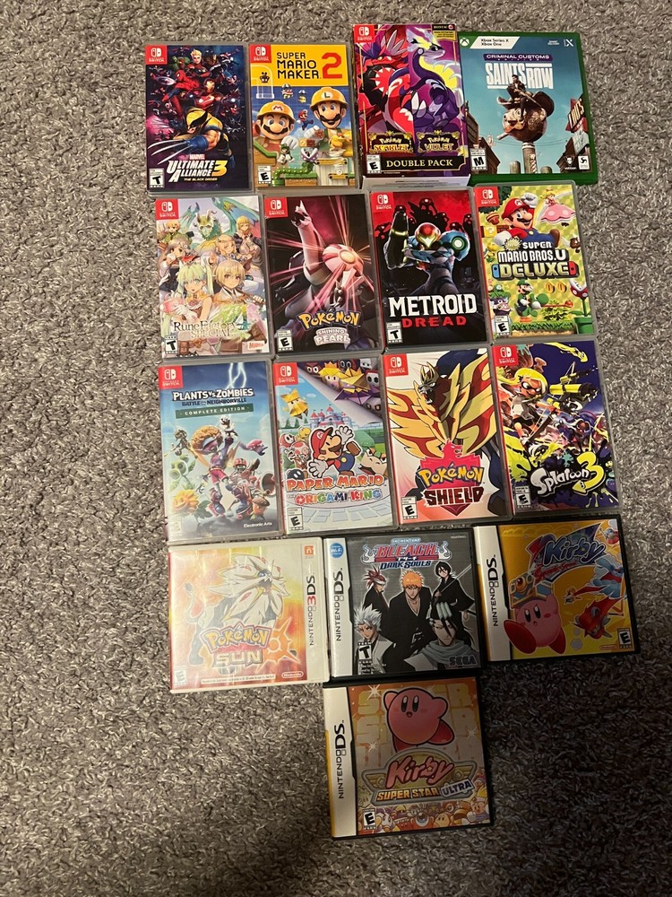 Switch, DS, and Xbox case lot! Some manuals!