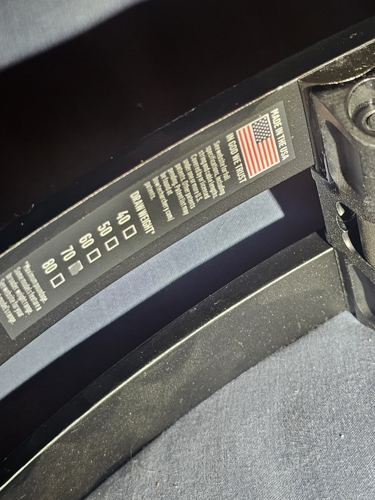 Bowtech Ascend RH 70LB Compound Bow