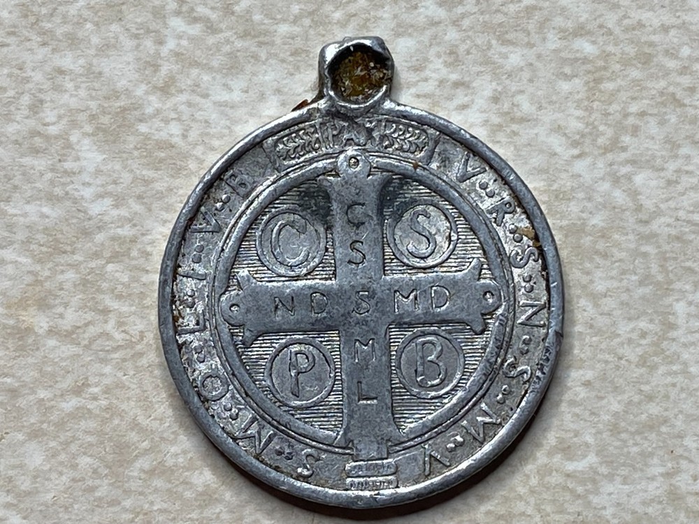 Religious Pendant Token T8777