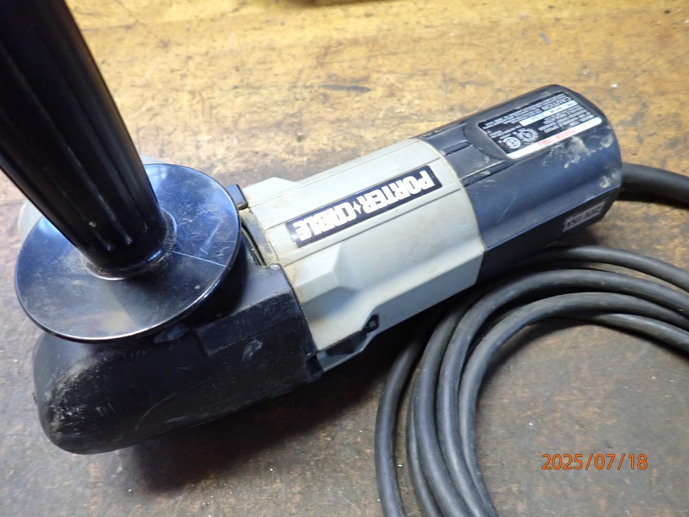 lot b USA PORTER CABLE 7336 VARIABLE SPEED 6" RANDOM ORBITAL SANDER MISSING PAD