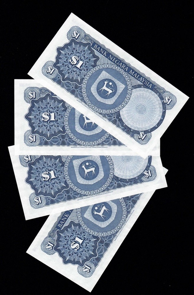 Malaysia 4 X 1 Ringgit 1981 - 83 P-13b ( Consecutive numbers ) UNC