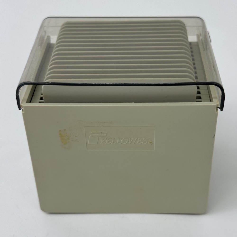 Vintage Fellows 3.5 Inch Plastic Floppy Disk Step Cube 95550 Beige