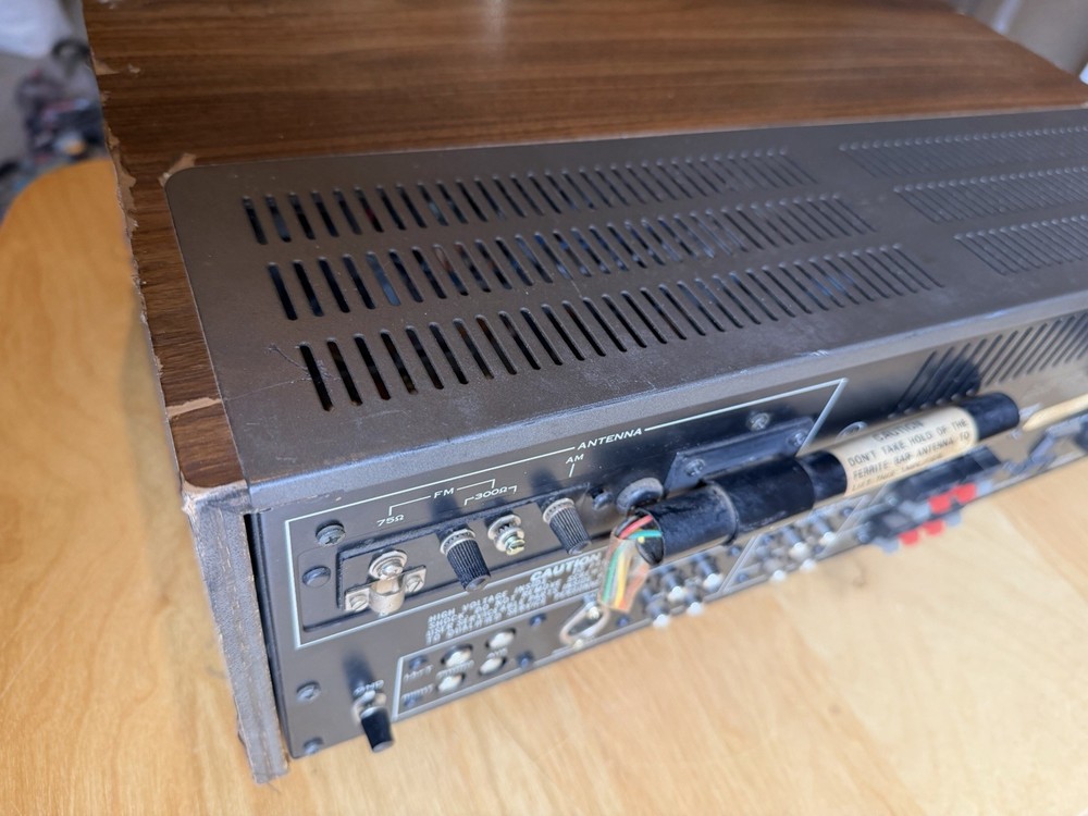 Sansui 6060 Stereo Receiver - READ DESCRIPTION