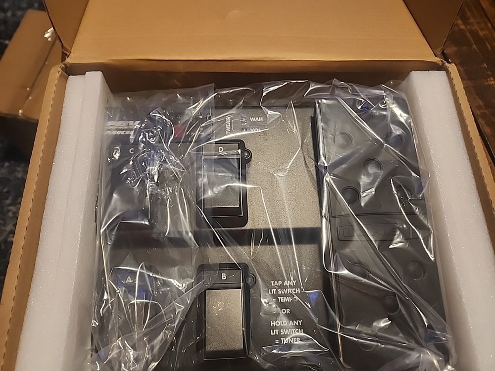 New Line 6 FBV Express MkII Amp Processor Channel Switching Foot Controller Fs