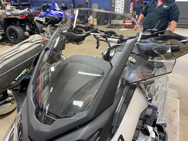 Ski Doo Gen 5 Snowmobile Medium Windshield Kit 860202471