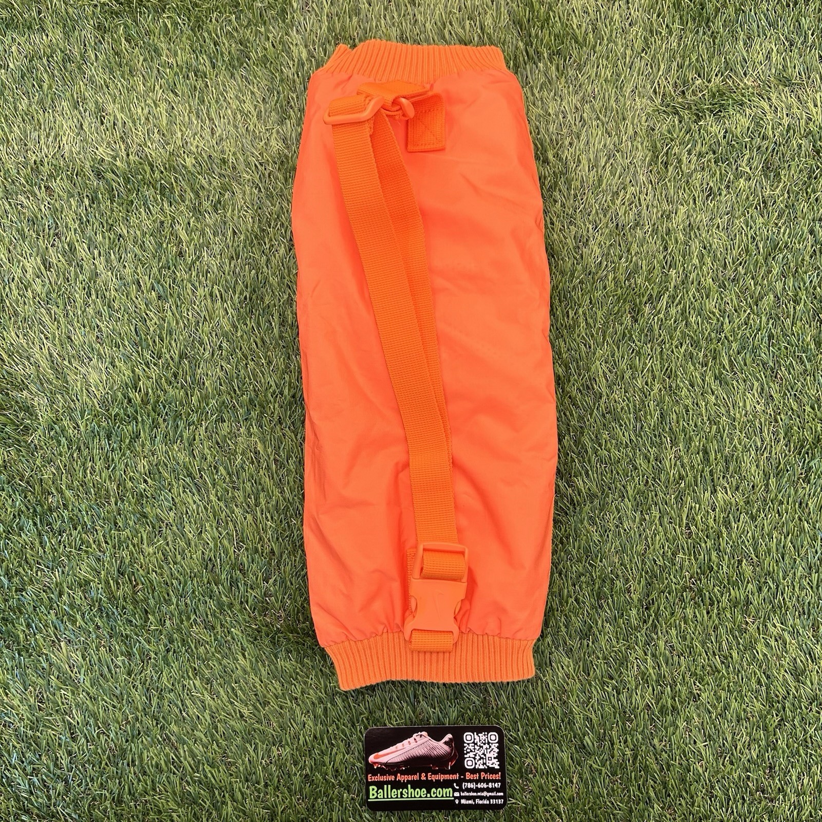 Nike Team Issue Tennessee Volunteers Pro Hyperwarm Handwarmer HF7554-824