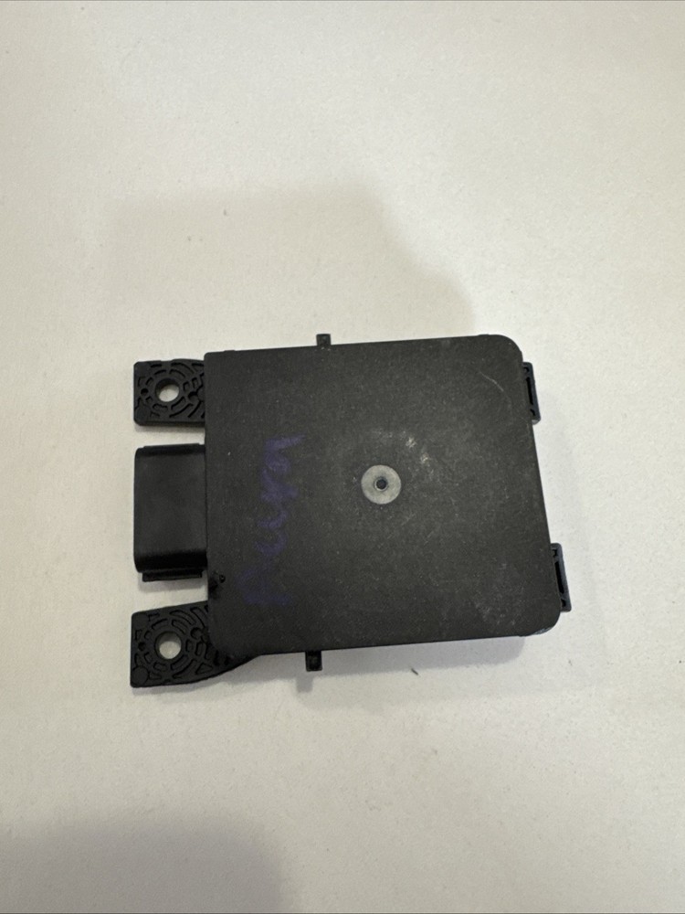 Genuine GM Blind Spot Detection System Warning Sensor 86553723