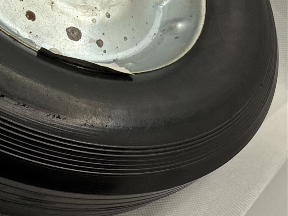 10” Solid Rubber Tire 220lb Load Capacity Item #35459 Haul Master