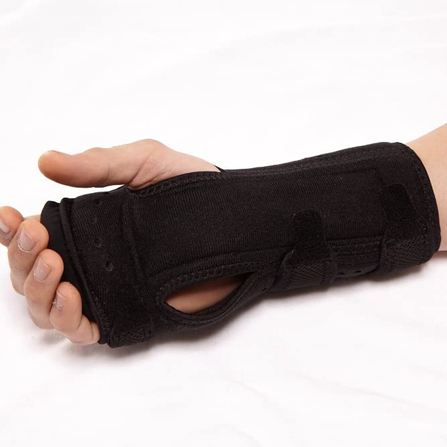 Therapist's Choice Night Wrist Sleep Support Brace, Cushioned to Help Relieve...