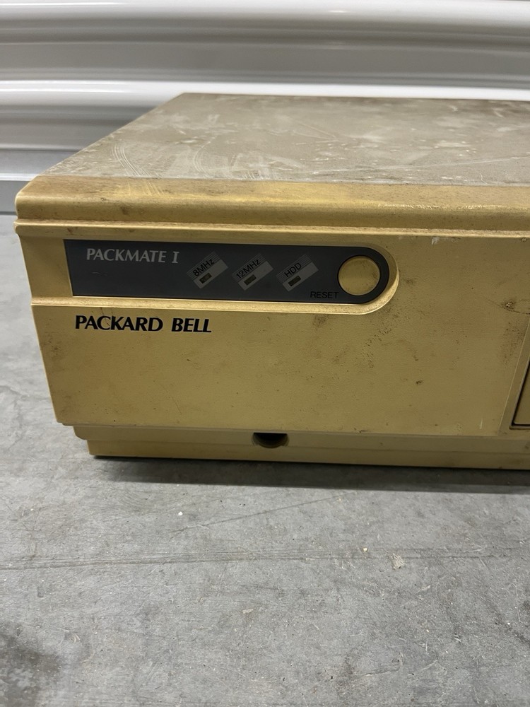 Packard Bell PACKMATE I PB686 Desktop Computer - UNTESTED / FOR PARTS *READ*