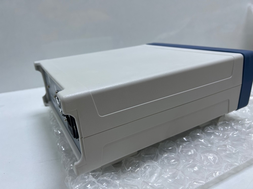 B&K Precision 4001A - 4 MHz Sweep/Function Generator