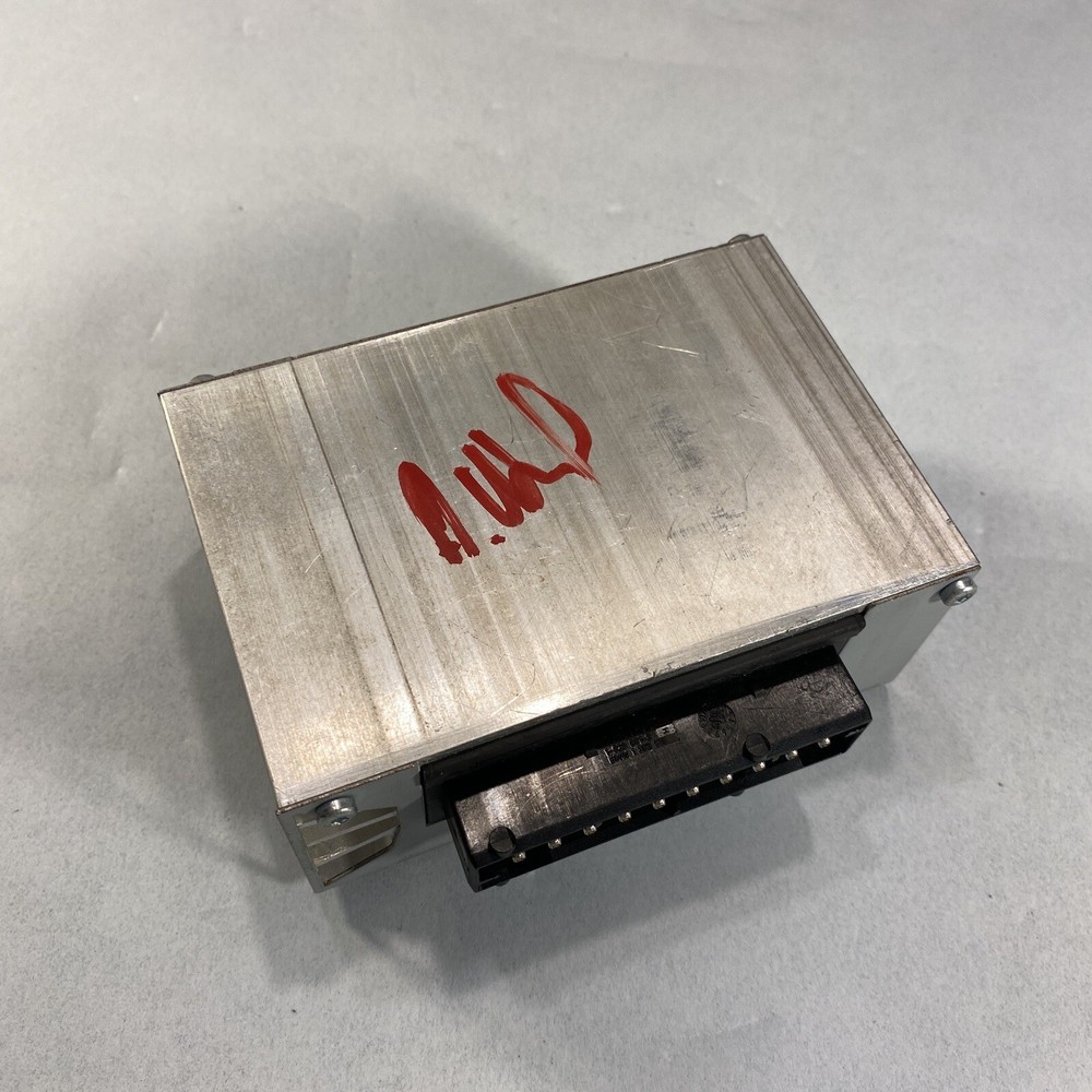 BMW e60 e61 e63 e65 OEM Amplifier Stereo HiFi Harman/Becker 6920461