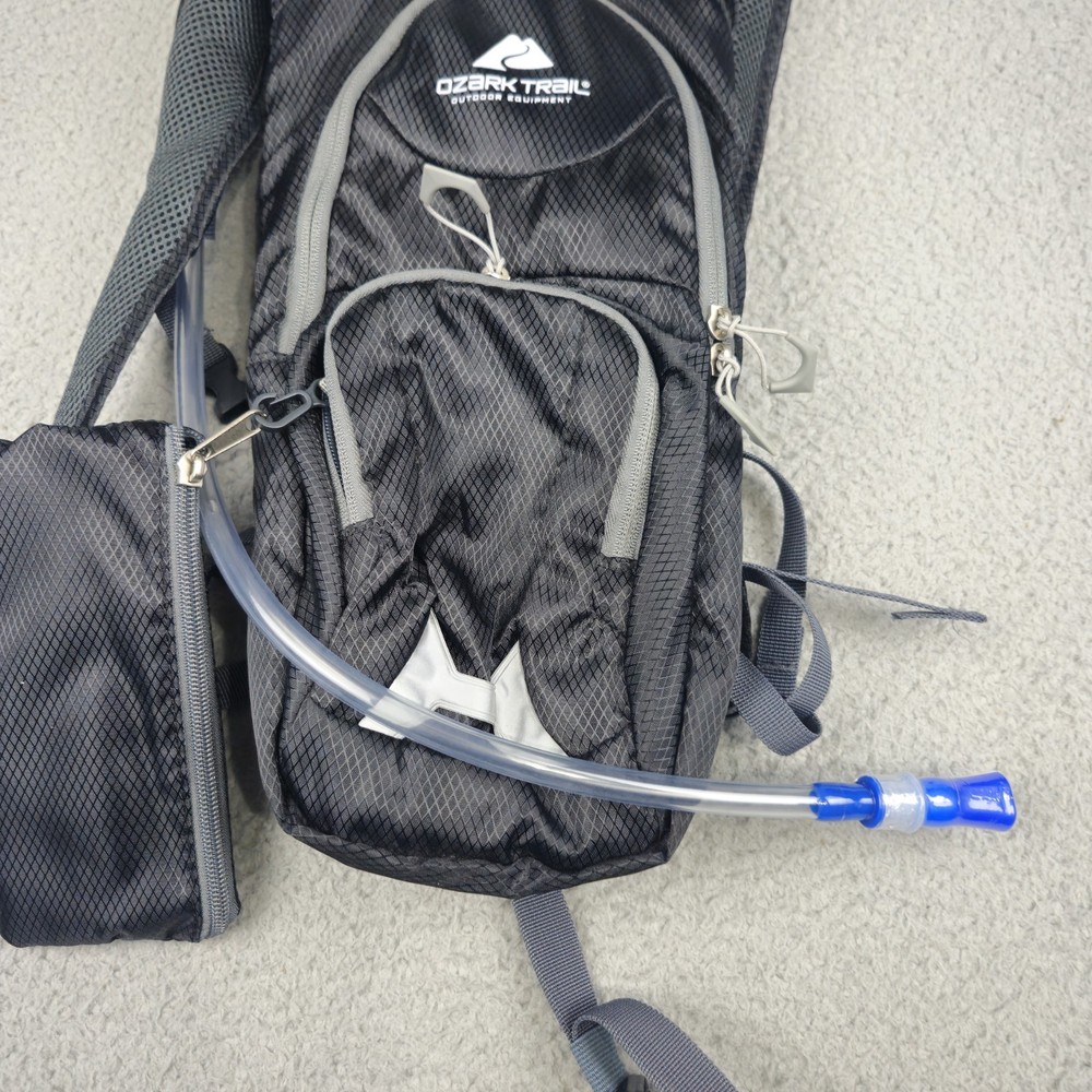 Ozark Trail Hydration Backpack 2L Bladder Black Gray Inner /Outer Pockets 9x16