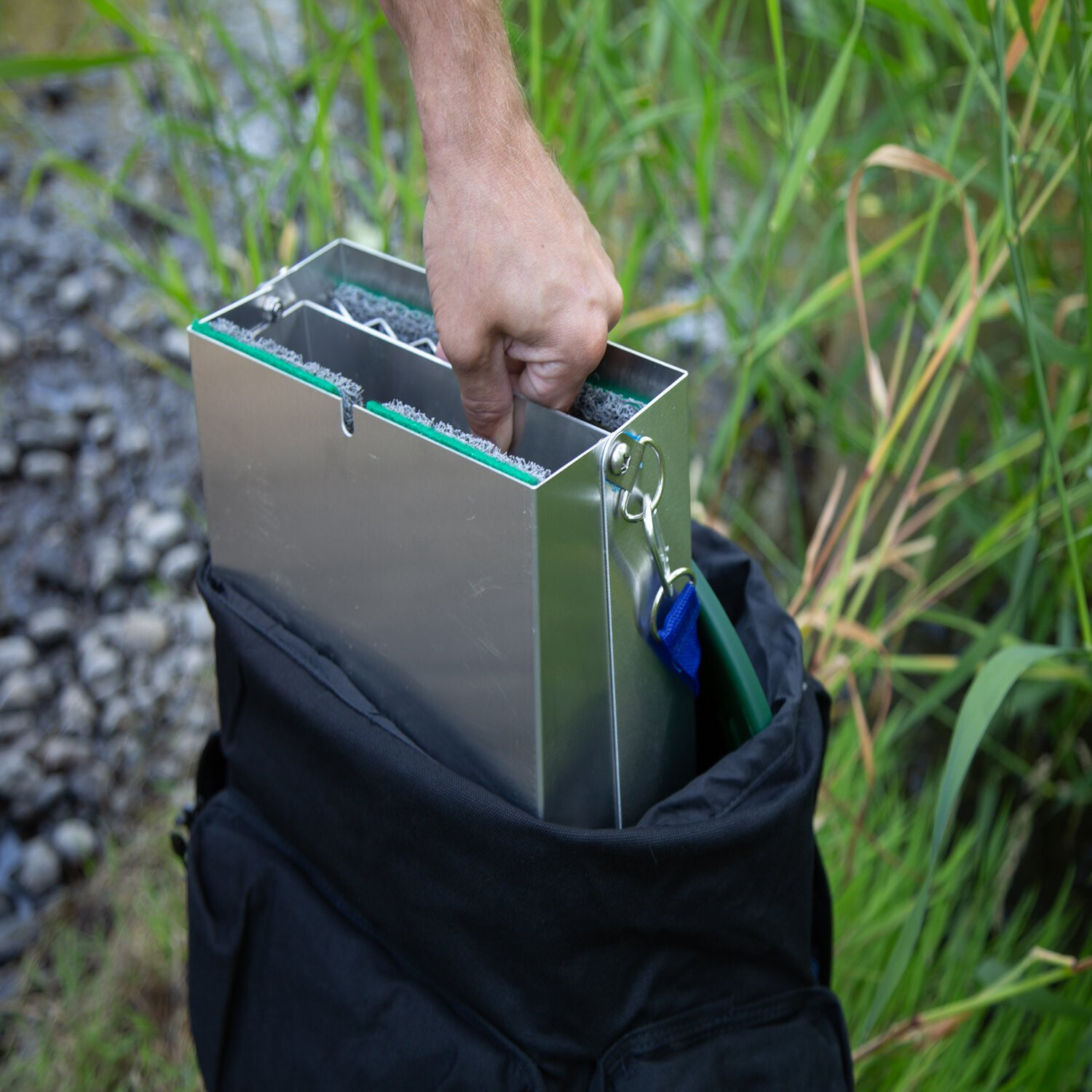 ASR Outdoor Deluxe 50" Aluminum Folding Sluice Box Gold Panning Backpack Kit