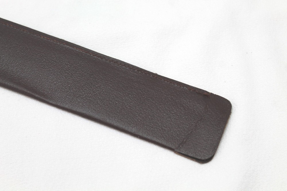 WWII US brown leather Ruler or scale Cover M403 C81230 measures 18 in long E1215