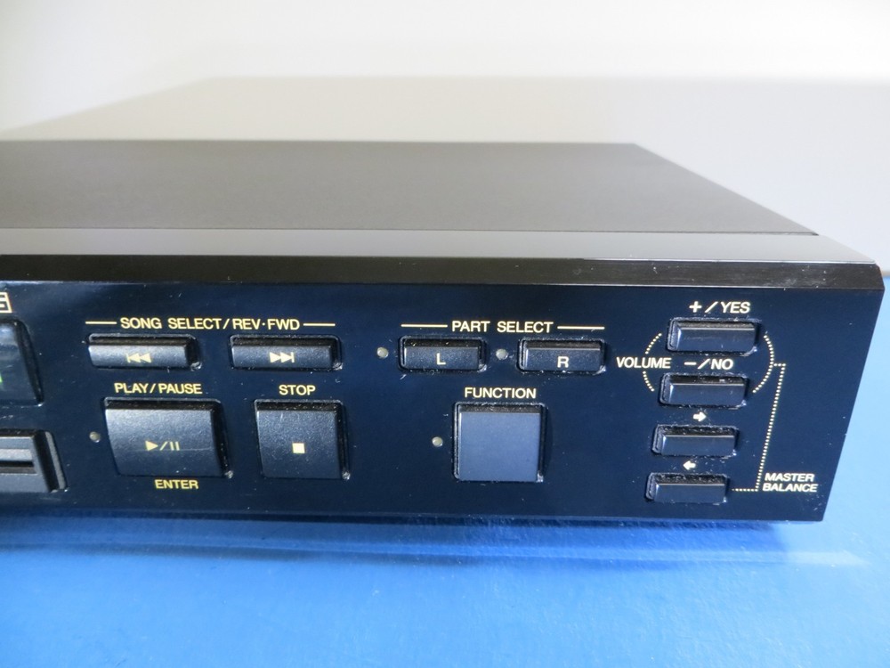 Yamaha Disklavier DKC100XG Control Module With Remote & Mounting Bracket