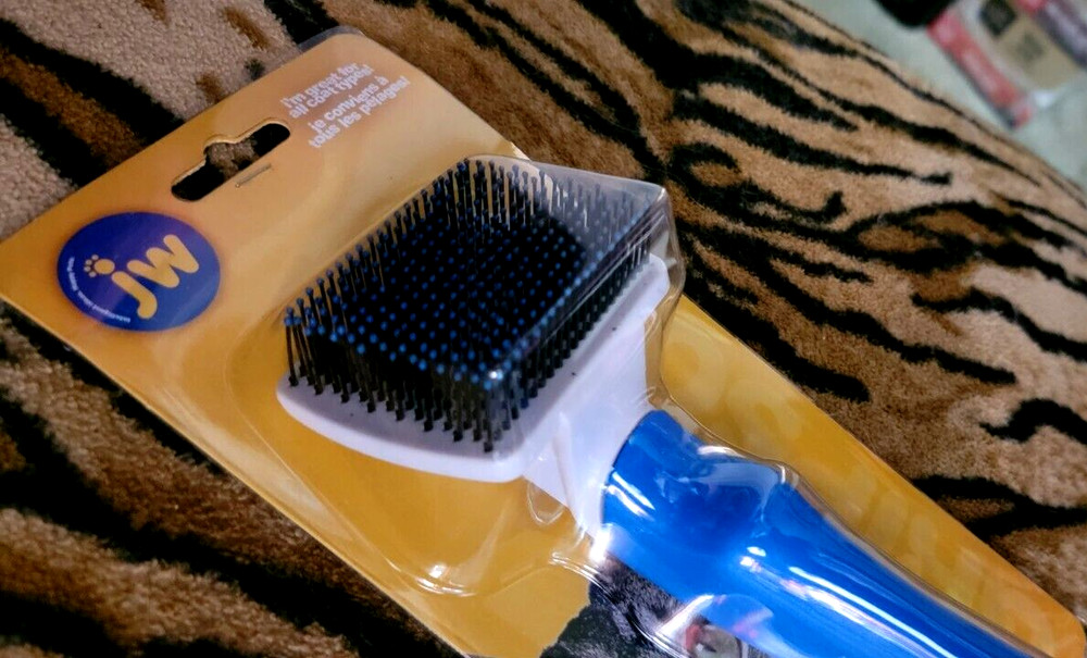 JW Gripsoft Cat Brush Cat Brush