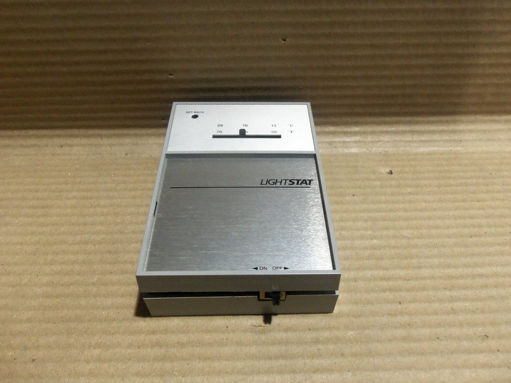 New Lightstat TGH1 Light Sensitive Automatic Setback Thermostat Heating Only AK