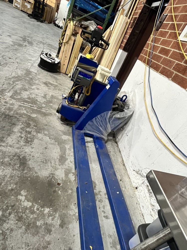 Charge Pro Electric Pallet Jack