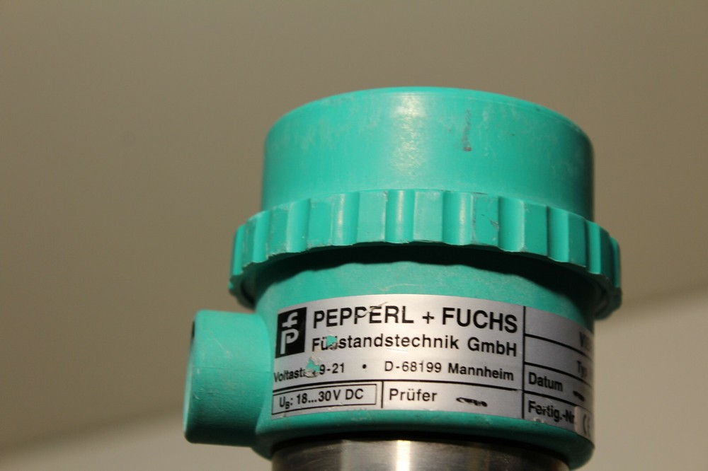 Pepperl+Fuchs HR-032 Vibro level switch