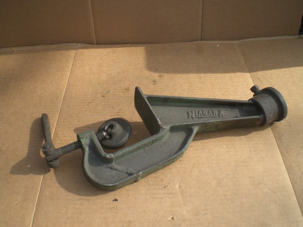 Niagara Bench Mount Stand For Crimper Roller Bead Forming Machine Been Repaired