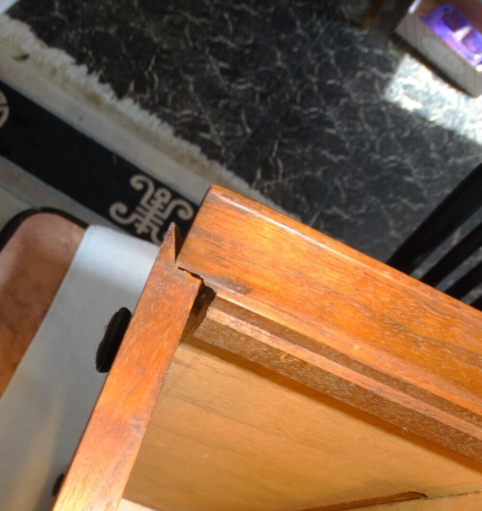 Vintage Bogen Wood Case # WE7*READ*