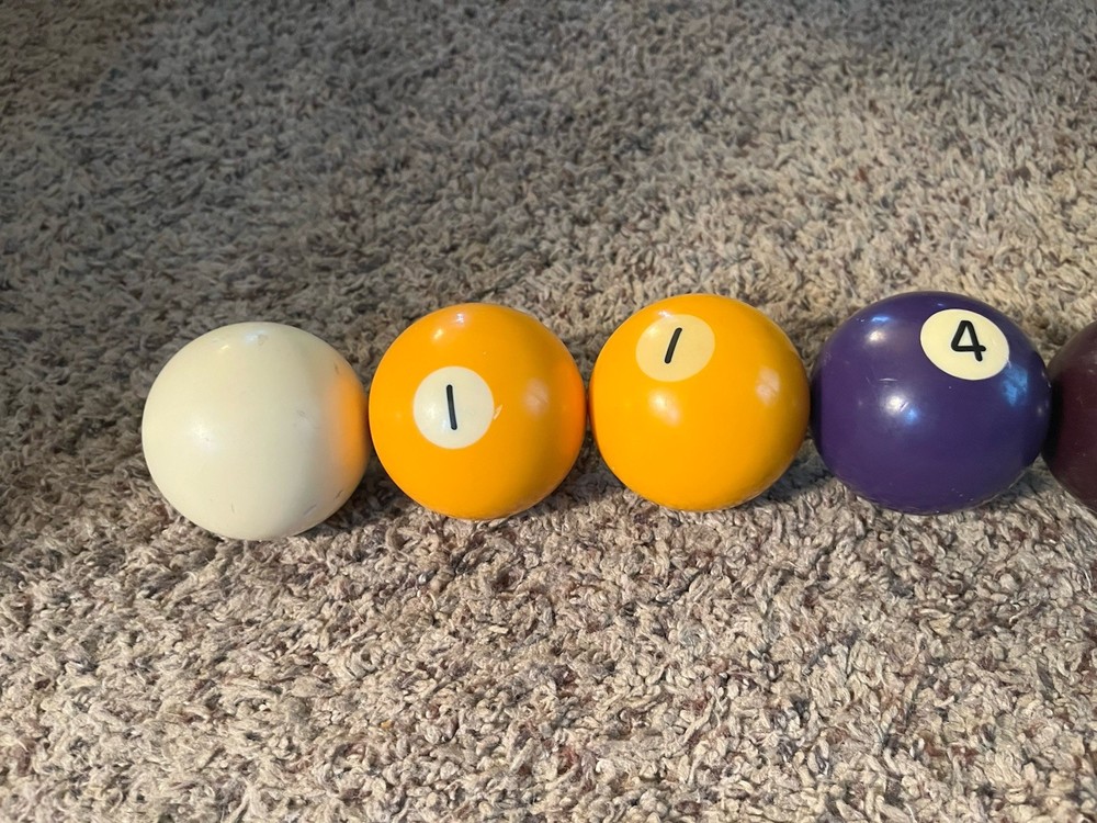 ONE Billiard Pool / Cue Ball