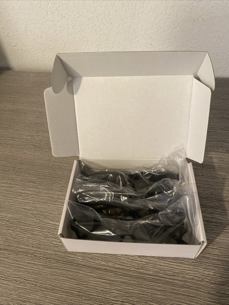 Vizio 3D Theater Glasses 4 Pair Open Box