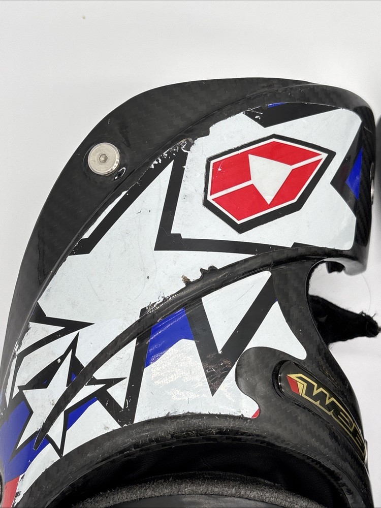 EVS WEB Knee Guards - Size Medium- Missing Straps and D-Rings