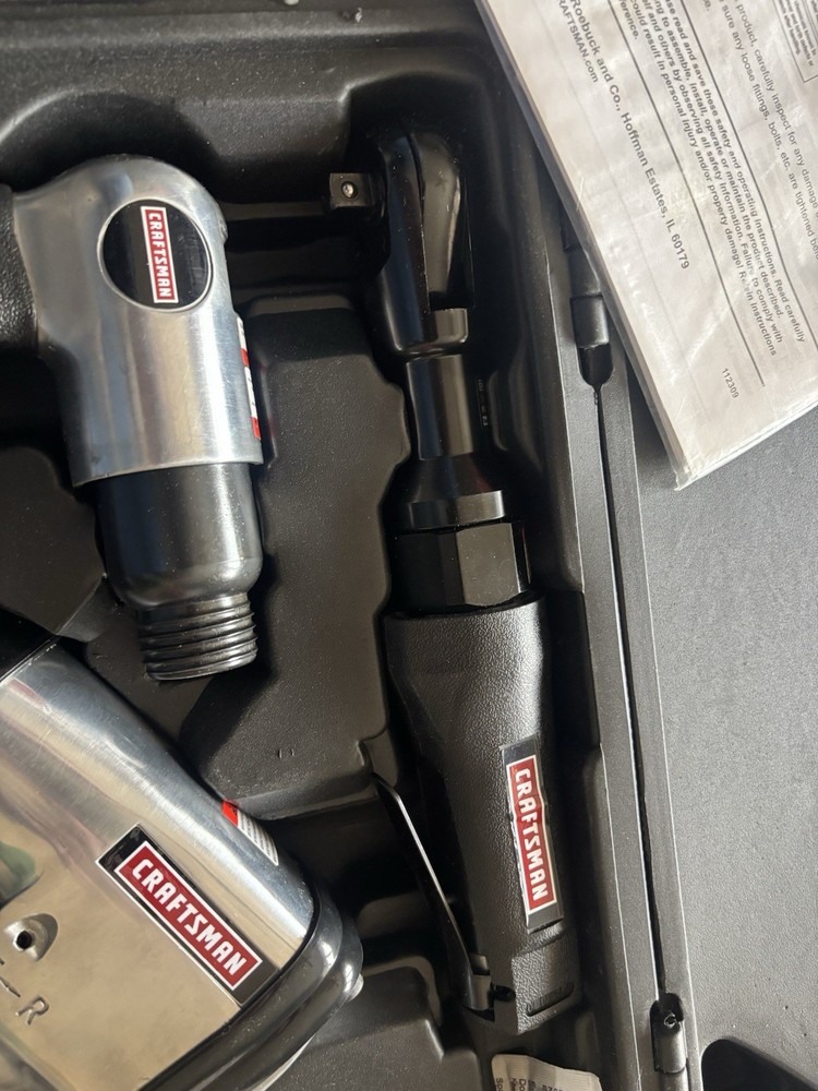 CRAFTSMAN PNEUMATIC TOOL SET UNUSED