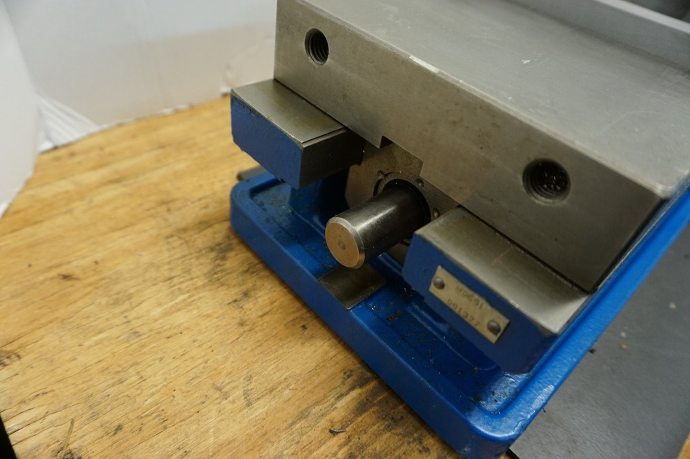 6" KURT VISE Model # HD-691