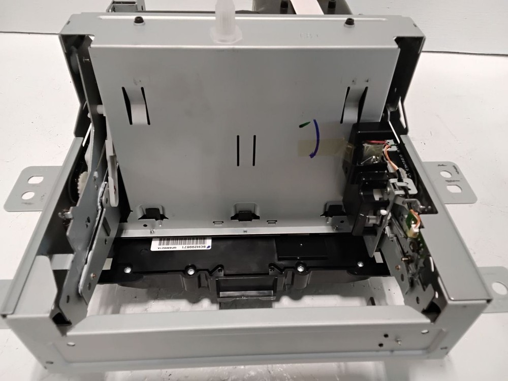 2020-2024 TRAVERSE 8" Dash Mounted Display Screen Driver Information