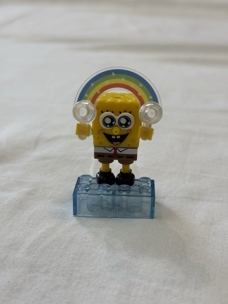 SpongeBob SquarePants Minifigure Mini Figure Holding Rainbow Happy