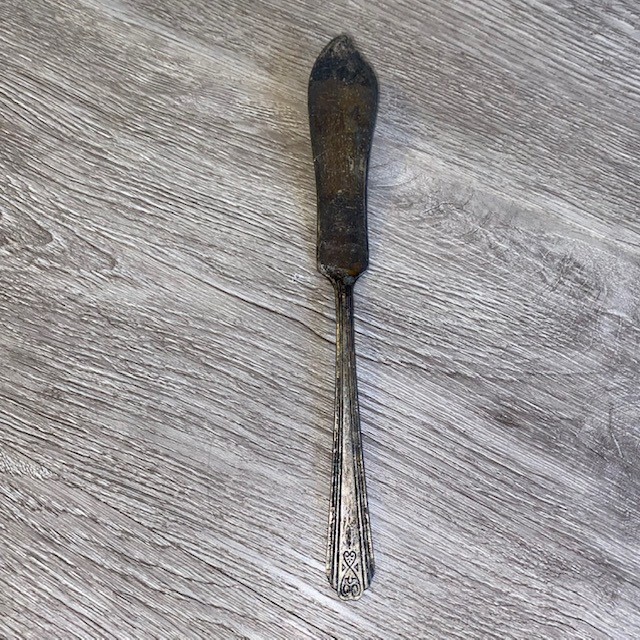 “Moderne Sectional” 1940 Silver Plate Butter Knife