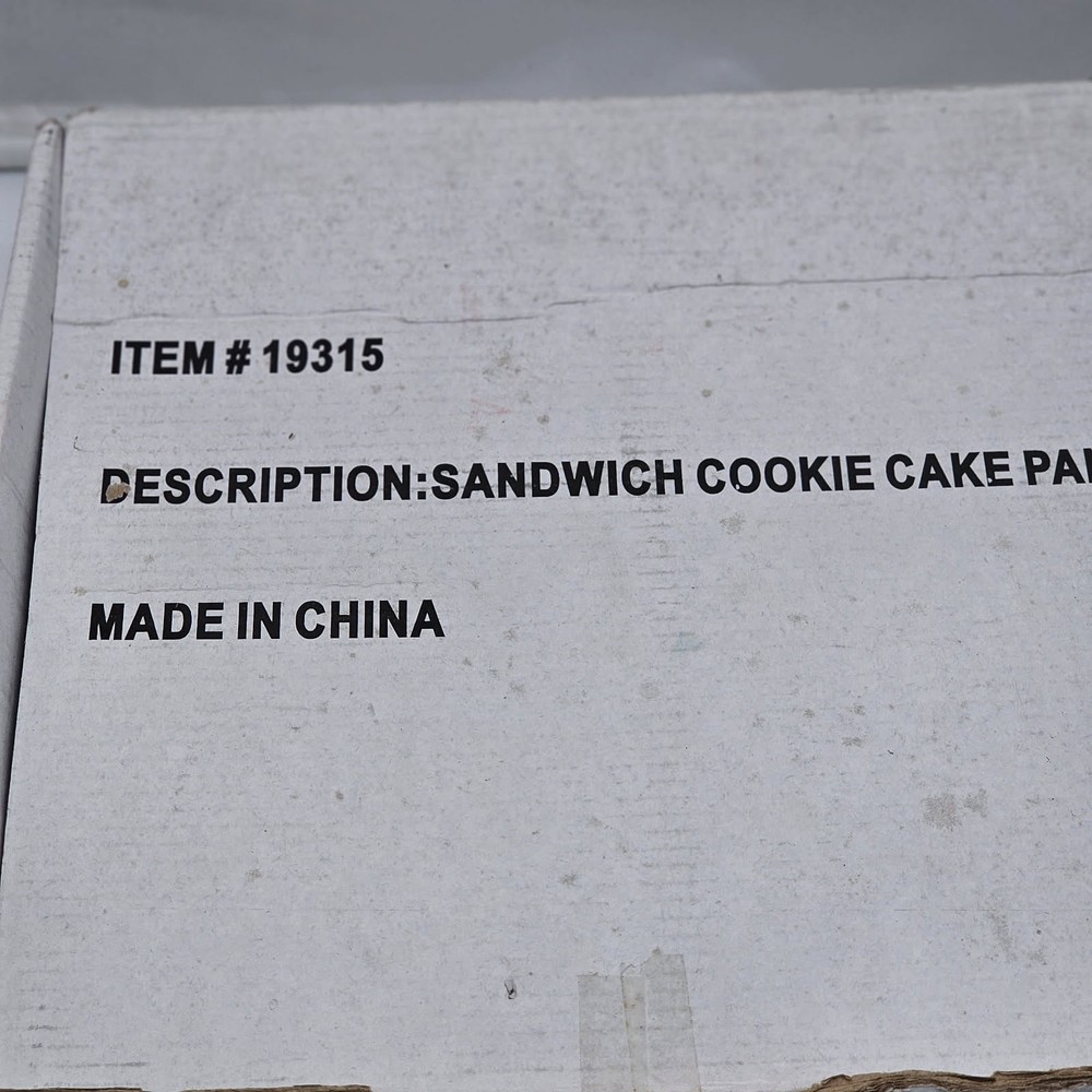 Sandwich Cookie Cake Two Pans #19315 New Open Box