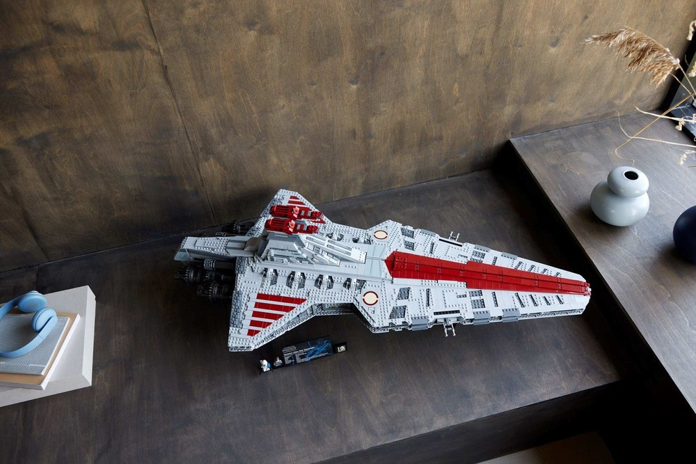 Star Wars UCS Venator 75367 Building Bricks Set *Replica*