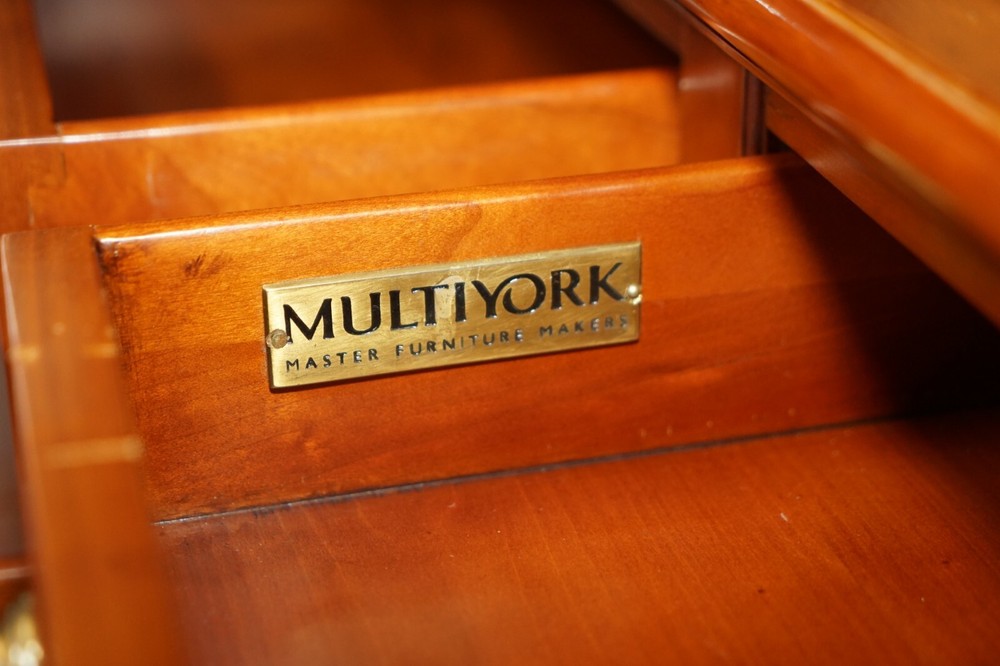 LARGE & HEAVY SOLID CHERRYWOOD MULTIYORK SIDEBOARD CUPBOARD WITH SIX DRAWERS