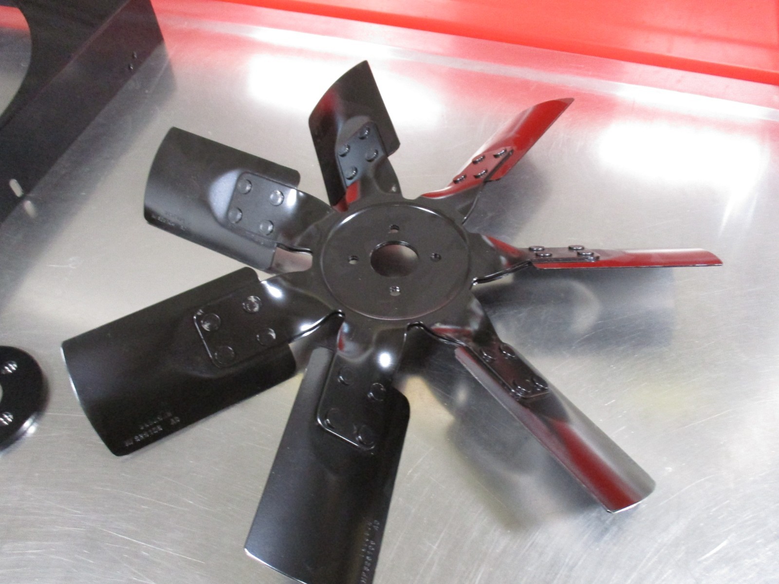 M&W gear Co. style 7 blade fan and shroud for john deere 4020 4010 turbo tractor