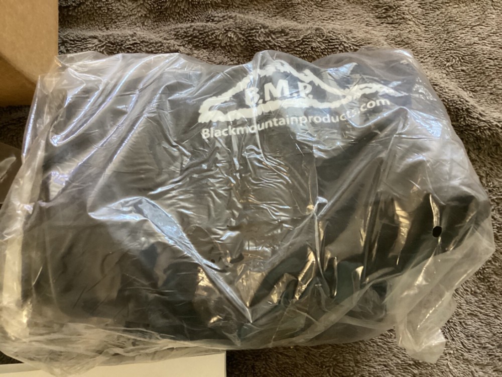 4 Black Mountain Products 65cm Medium Black Exercise Stability Balls With Pumps