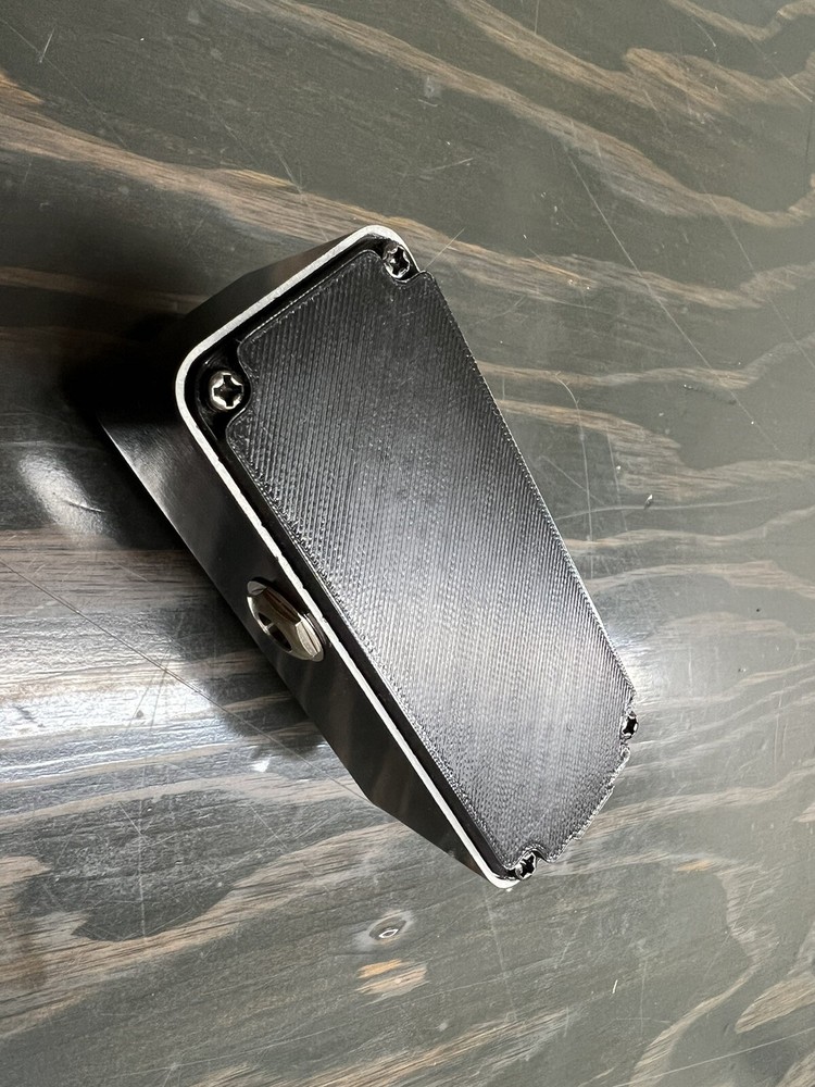 Back Plate for Moor Effect Pedals For a SOLID Mount to Your Pedalboard!