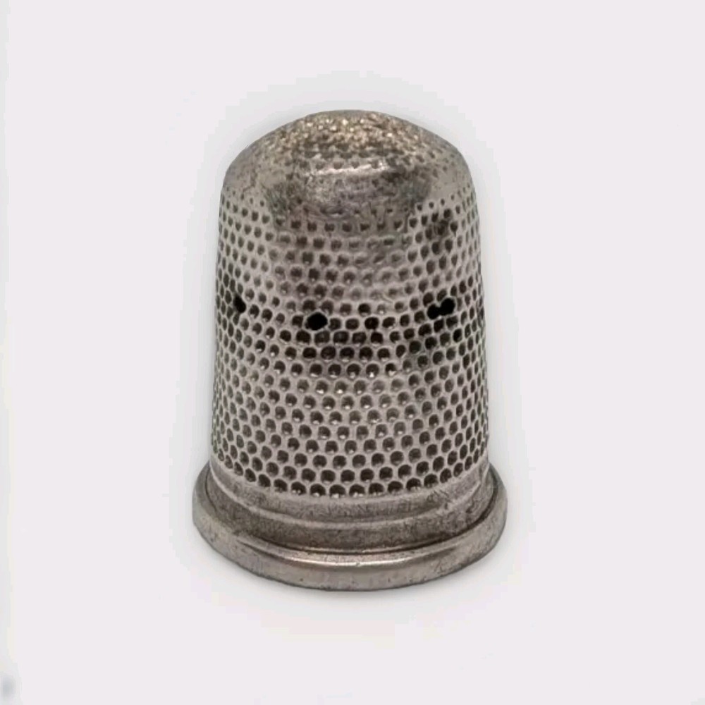 Silver(?) Antique Thimble NO HALLMARKS
